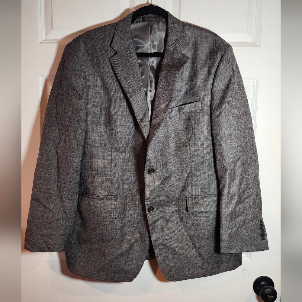 Van Heusen Classic Men's Gray Two-Button Blazer Suit Jacket